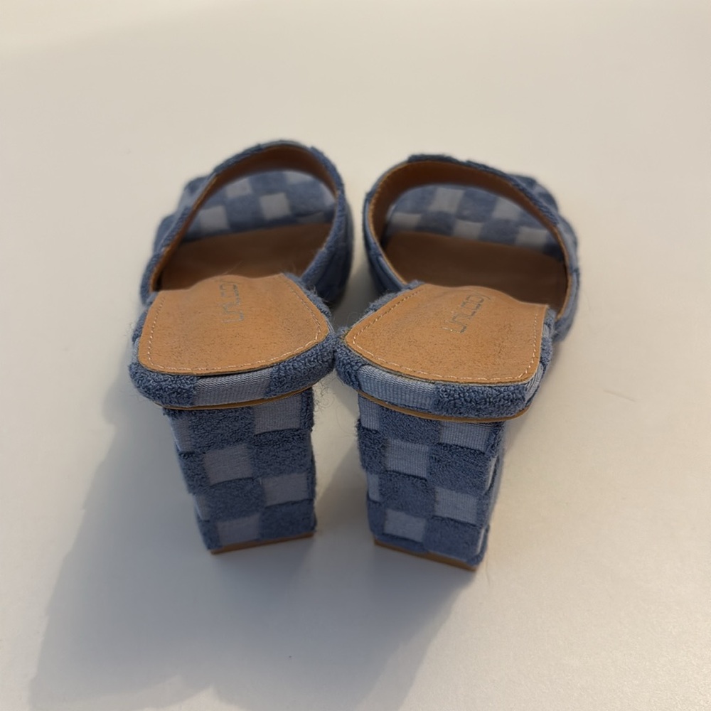 Union Bay Blue Checkered Cottage-Core Heels Size 8 - Picture 4 of 5